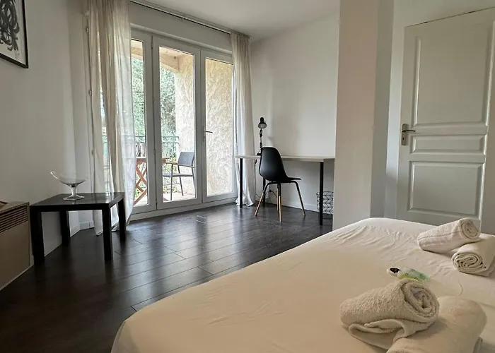 Constance 3 - Spacieux En Dernier Etage