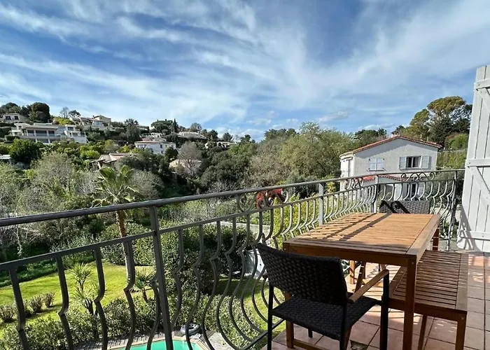 Constance 3 - Spacieux En Dernier Etage