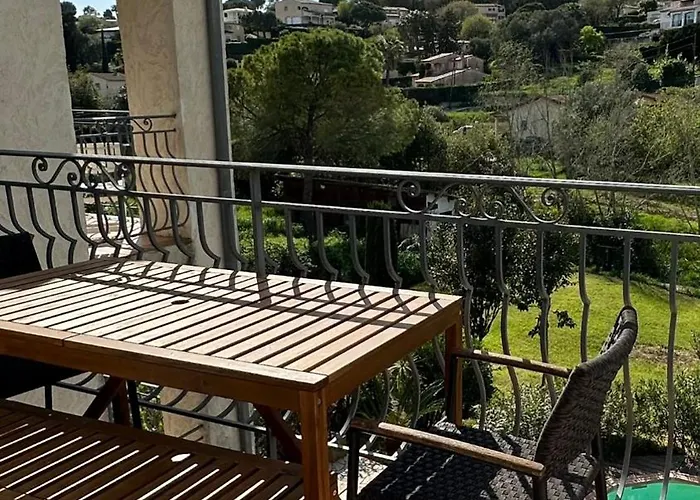 Constance 3 - Spacieux En Dernier Etage Lägenhet Antibes