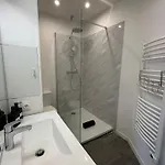 Constance 3 - Spacieux En Dernier Etage Antibes