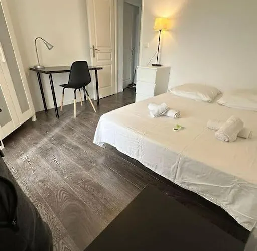 Daire Constance 3 - Spacieux En Dernier Etage Antibes