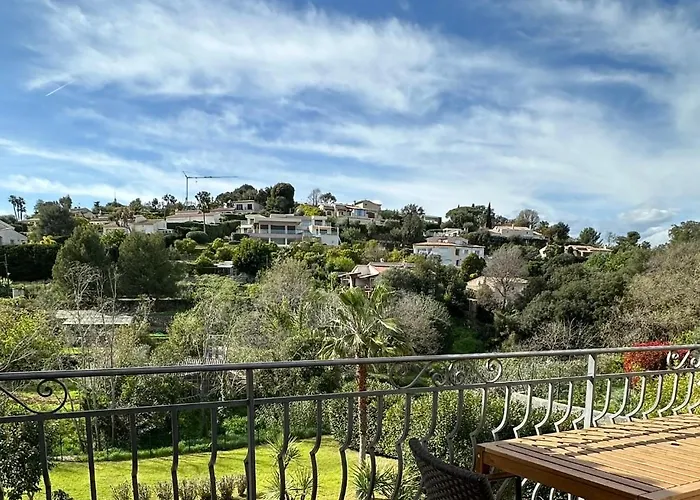 Constance 3 - Spacieux En Dernier Etage Antibes